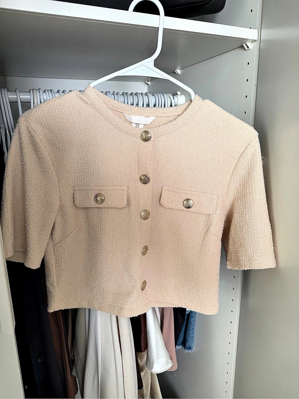 H&M Short-sleeved Jacket Cropped in beige